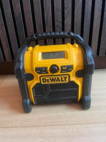 Dewalt radio DCR019-QW beschikbaar voor biedingen