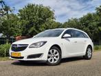Opel Insignia Sports Tourer 1.6 CDTI Cosmo, Auto's, 136 pk, Gebruikt, Euro 6, Wit