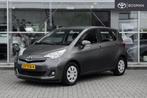 Toyota Verso-S 1.3 VVT-i Aspiration, Auto's, Voorwielaandrijving, Euro 5, Stof, Gebruikt