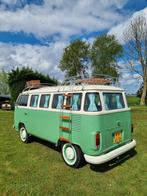 Volkswagen  T2 camper Barndoors 1983  prijs is excl BTW., Auto's, 1325 kg, 1600 cc, 7 stoelen, Handgeschakeld
