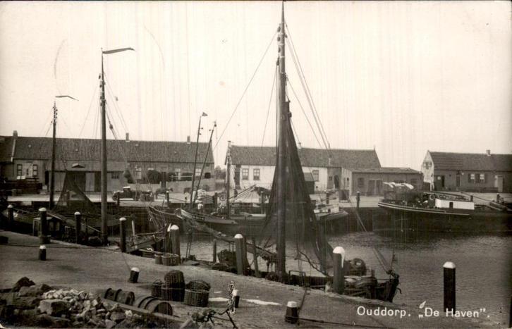 Ouddorp - Haven, Verzamelen, Ansichtkaarten | Nederland, Gelopen, Zuid-Holland, Voor 1920, Ophalen of Verzenden