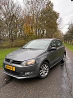 Volkswagen polo 1.2 tsi Highline 2012 (V Style), Voorwielaandrijving, Zwart, Alcantara, Handgeschakeld