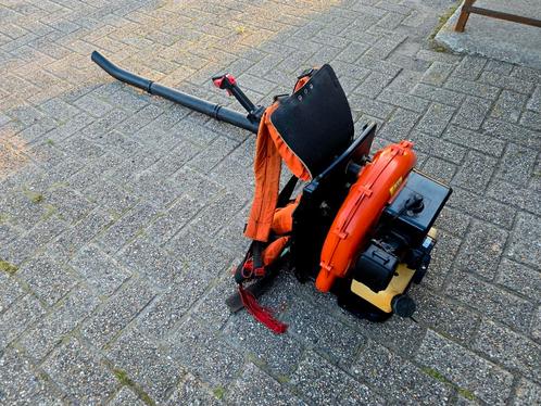 Husqvarna 155B bladblazer | ruggedragen | 155 B blazer, Tuin en Terras, Bladblazers, Gebruikt, Ruggedragen, Benzine, Ophalen of Verzenden