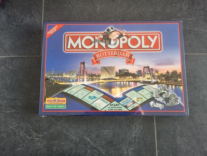 Monopoly Rotterdam  eerste editie - Bordspel Nieuw in folie, Hobby en Vrije tijd, Gezelschapsspellen | Bordspellen, Nieuw, Ophalen