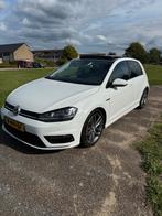 Volkswagen Golf 1.4 TSI 125pk 7-DSG 5D 2015 Wit, 125 pk, Zwart, 4 cilinders, Wit