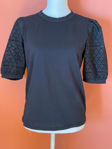 Nieuw! Garcia zwart t-shirt met pofmouwen maat 36 beschikbaar voor biedingen