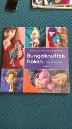 Monique Vos-Meulenbroek - Bungelknuffels haken, Breien en Haken, Ophalen of Verzenden, Zo goed als nieuw, Monique Vos-Meulenbroek