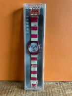 Vintage 1991 Swatch SCR100 Navy Berry Nieuw in Doos, Sieraden, Tassen en Uiterlijk, Horloges | Dames, Kunststof, Verzenden, Polshorloge
