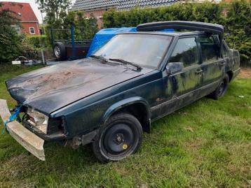 volvo 940 sedan onderdelen  beschikbaar voor biedingen