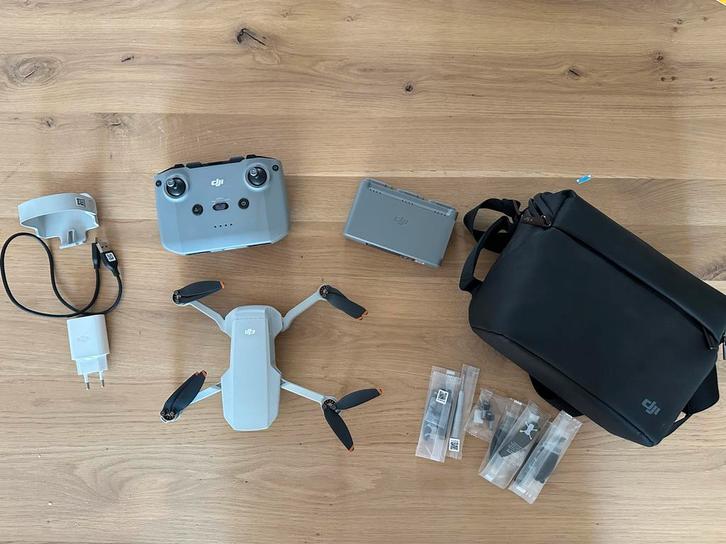 DJI Mini 2 Fly More Combo - Complete Set!, Audio, Tv en Foto, Drones, Zo goed als nieuw, Drone met camera, Ophalen of Verzenden