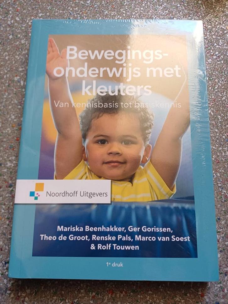 Bewegingsonderwijs met kleuters - 1e druk, Boeken, Studieboeken en Cursussen, Zo goed als nieuw, Niet van toepassing, Ophalen of Verzenden