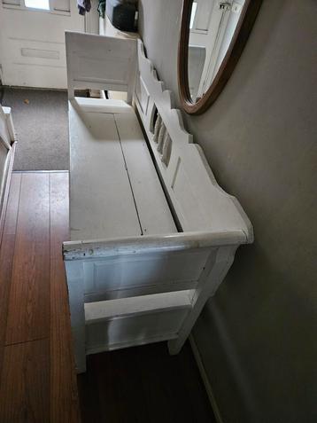 Landelijke klepbank - opbergbank - halbank - bank - klapbank beschikbaar voor biedingen