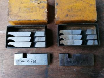2 sets Oster snijkussens beschikbaar voor biedingen