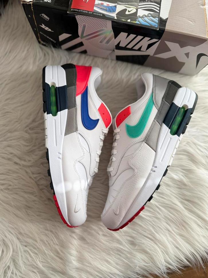 Nike Air Max 1  Evolution of icon EU 46 AirMax one, Kleding | Heren, Schoenen, Nieuw, Sneakers of Gympen, Overige kleuren, Ophalen of Verzenden