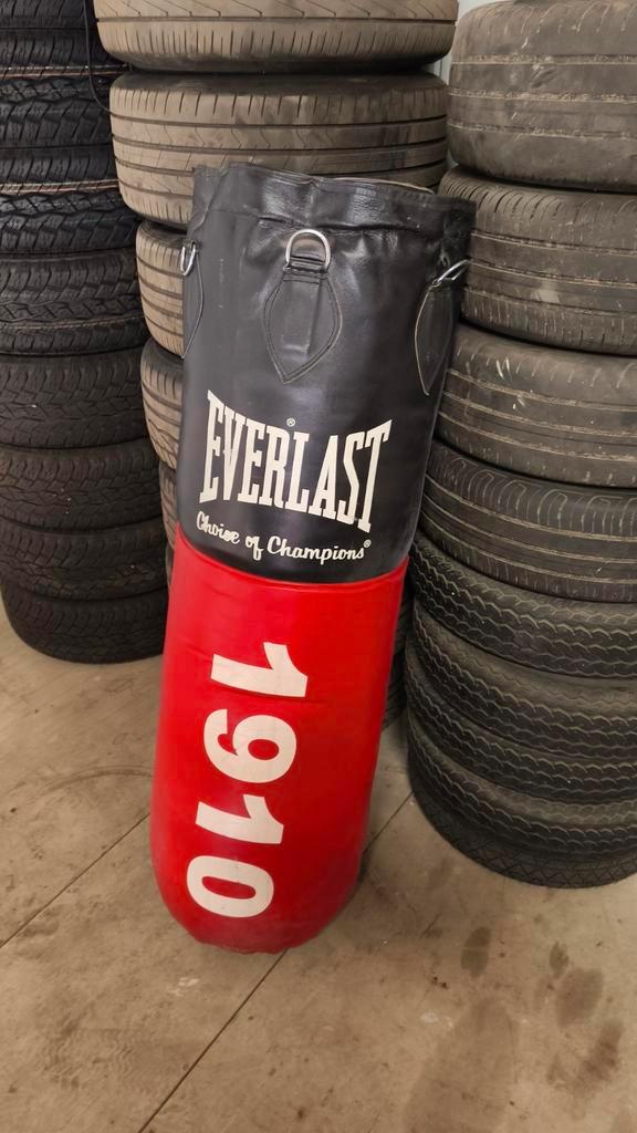 Zware Bokszak van Everlast te koop, Sport en Fitness, Boksen, Zo goed als nieuw, Bokszak, Ophalen