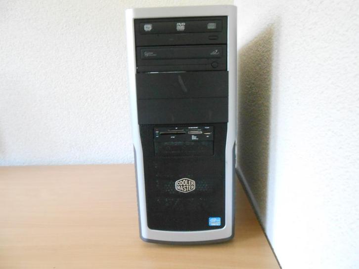 Desktop, Windows11 voor internetten, mail, youtube etc etc, Computers en Software, Computerbehuizingen, Gebruikt, Ophalen