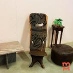 Vintage Afrikaanse houtsnijwerk stoel, Minder dan 50 cm, Gebruikt, Minder dan 75 cm, ?