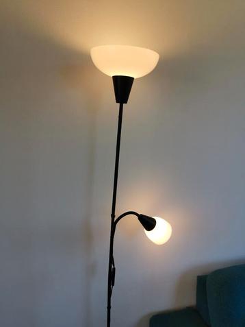 NIEUW vloerlamp  beschikbaar voor biedingen