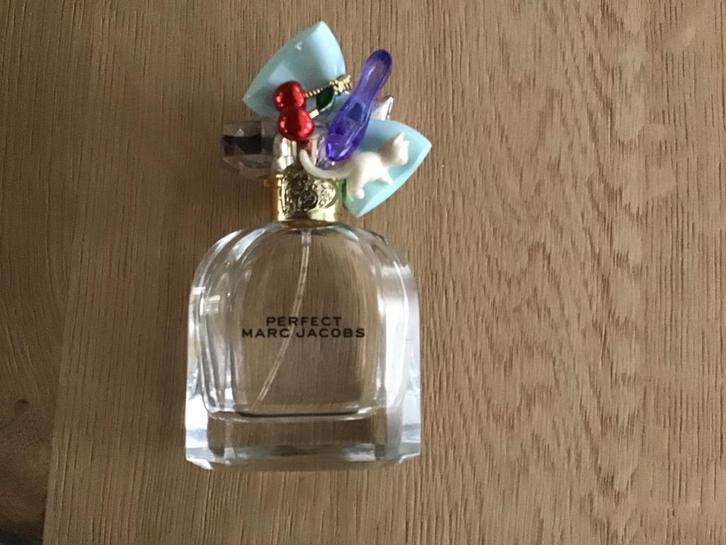 Leeg parfumflesje Marc Jacobs Perfect, Verzamelen, Parfumverzamelingen, Gebruikt, Parfumfles, Ophalen