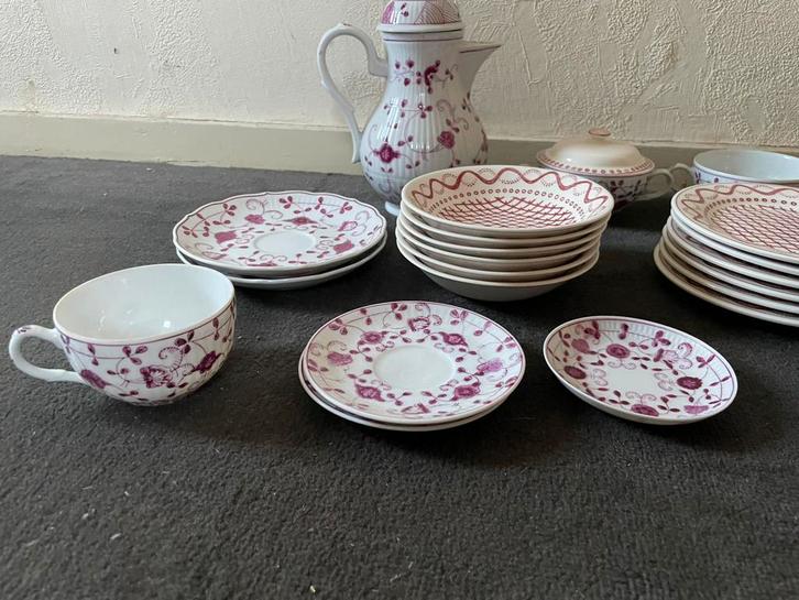 Antiek paars wit servies set, Antiek en Kunst, Antiek | Servies compleet, Ophalen