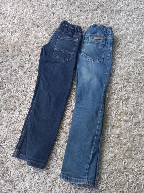 Kinderkleding mt 122 buitenspeel broeken 2st, Kinderen en Baby's, Kinderkleding | Maat 122, Gebruikt, Jongen, Broek, Ophalen of Verzenden