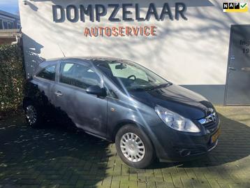 Opel Corsa 1.0-12V Essentia Km stand: 82405 NAP eerste eigen