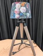 Prachtige tafellamp met lampenkap bloemen Jan Davidsz!, Huis en Inrichting, Lampen | Tafellampen, 50 tot 75 cm, Landelijk sober