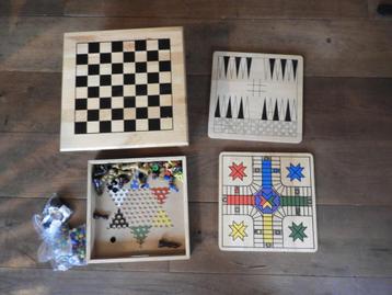 gezelschapsspelen beschikbaar voor biedingen