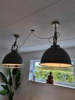 Twee industriële hanglampen, Huis en Inrichting, Lampen | Vloerlampen, Ophalen, Gebruikt, Metaal, Minder dan 100 cm