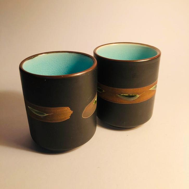 Twee kleine potjes, cactuspotjes, Chinese theekopjes, Huis en Inrichting, Keuken | Servies, Zo goed als nieuw, Overige typen, Overige stijlen