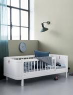 Oliver Furniture Wood Mini+ cot bed & conv. to Low Loft Bed, Kinderen en Baby's, Kinderkamer | Stapelbedden en Hoogslapers, Ophalen