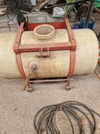 Spuit achter tractor, Ophalen, Zo goed als nieuw