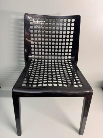 Desalto Sedia 288 - Italiaans Design Stoel beschikbaar voor biedingen