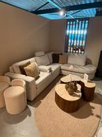 Showroom Sale – Hoekbank van Sevn (299 x 236 cm), Huis en Inrichting, Banken | Complete zithoeken, Ophalen, Nieuw, Stof
