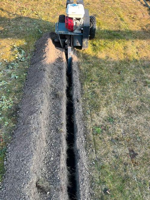 te huur Sleuvengraver sleuvenfrees tot 45cm diep, Tuin en Terras, Hand-tuingereedschap, Nieuw, Overige soorten, Ophalen