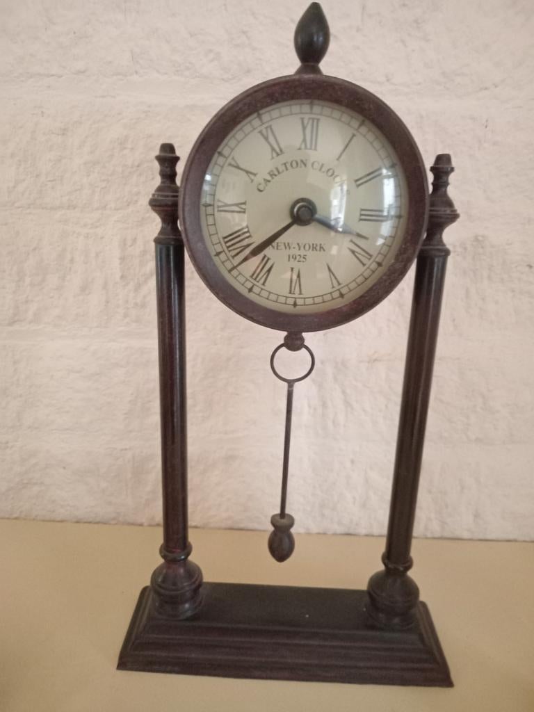 Klokje op batterijen, Ophalen of Verzenden