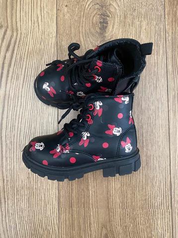 Minnie mouse laarsjes, maat 24 beschikbaar voor biedingen
