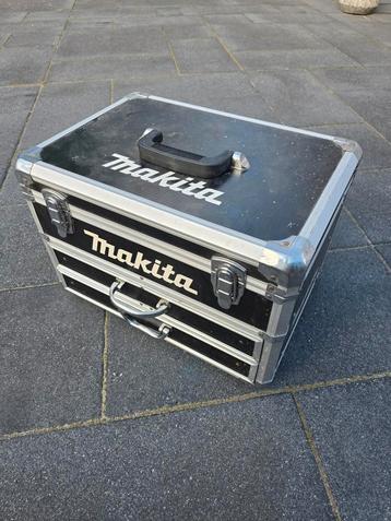 Makita Accu Boormachine Set beschikbaar voor biedingen