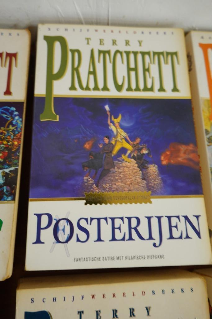 Terry Pratchet, Boeken, Fantasy, Gelezen, Ophalen of Verzenden