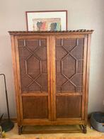 Antieke engelse kast. 174 cm hoog 120 cm breed en 40 cm diep, Antiek en Kunst, Ophalen