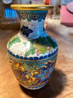 Prachtig Champleve Cloisonné Vaasje - 13 cm hoog, Ophalen of Verzenden