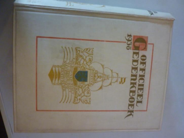 Officieel gedenkboek 1938, Boeken, Overige Boeken, Gelezen, Verzenden