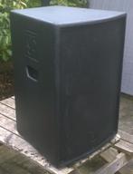 Luidsprekers 2x 15 bas en 2x 15 top, 1400 Watt, Refurbished, Nb, Nb, Front, Rear of Stereo speakers