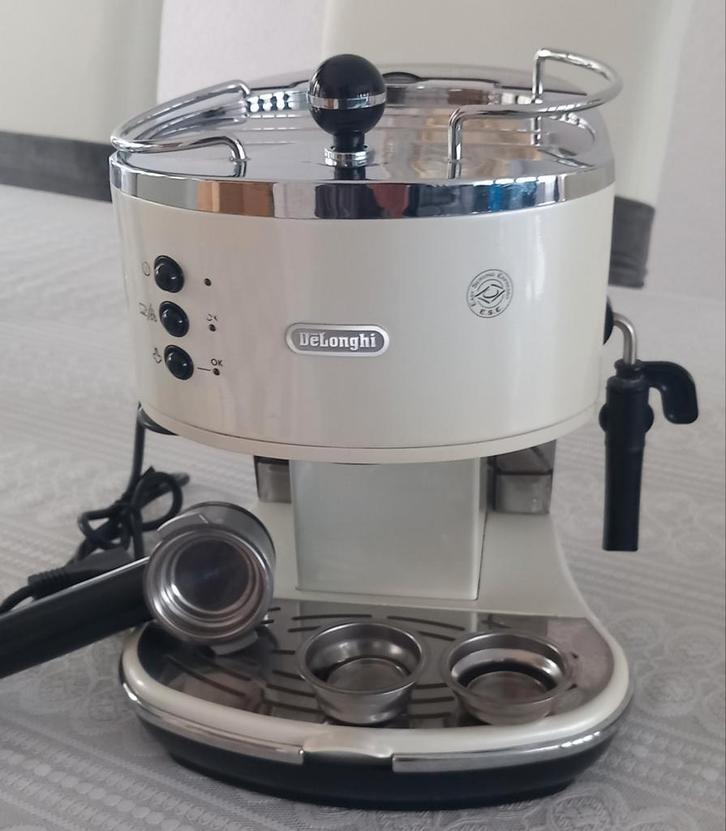 Vintage DeLonghi Koffiemachine - Werkt Goed!, Witgoed en Apparatuur, Koffiezetapparaten, Gebruikt, Gemalen koffie, Espresso apparaat