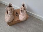 UGG DRIFTWOOD SNEAKERS MT 37, Ophalen of Verzenden, Zo goed als nieuw, Sneakers of Gympen