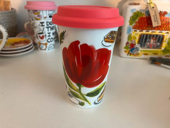 Blond Amsterdam Coffee To Go Beker, Huis en Inrichting, Keuken | Servies, Zo goed als nieuw, Kop(pen) en/of Schotel(s), Blond Amsterdam