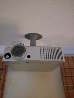 Panasonic PT AE700E Beamer met Elektrisch Scherm, Gebruikt, Panasonic, Ophalen of Verzenden, LCD