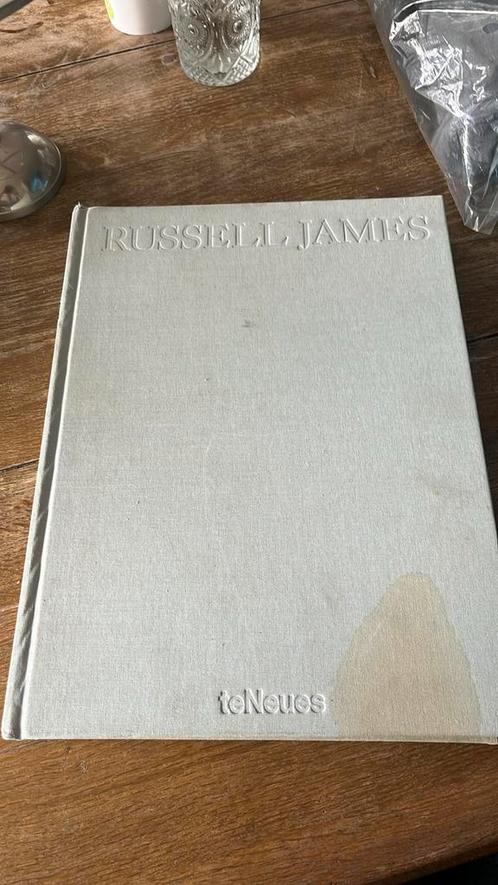 Russell James teNeues boek zonder stofcover, Boeken, Kunst en Cultuur | Fotografie en Design, Zo goed als nieuw, Ophalen of Verzenden