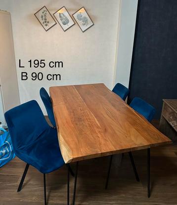 Eettafel met 4 Stoelen | Eating Table beschikbaar voor biedingen