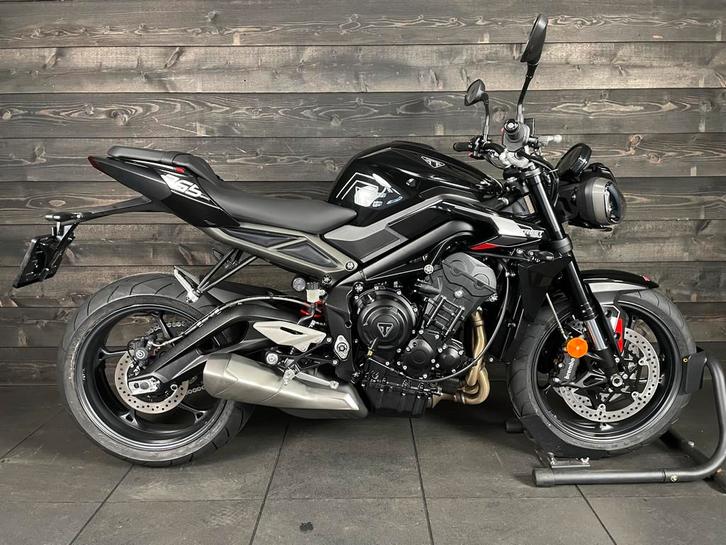 Triumph STREET TRIPLE R (bj 2026), Motoren, Motoren | Triumph, Bedrijf, Naked bike, meer dan 35 kW